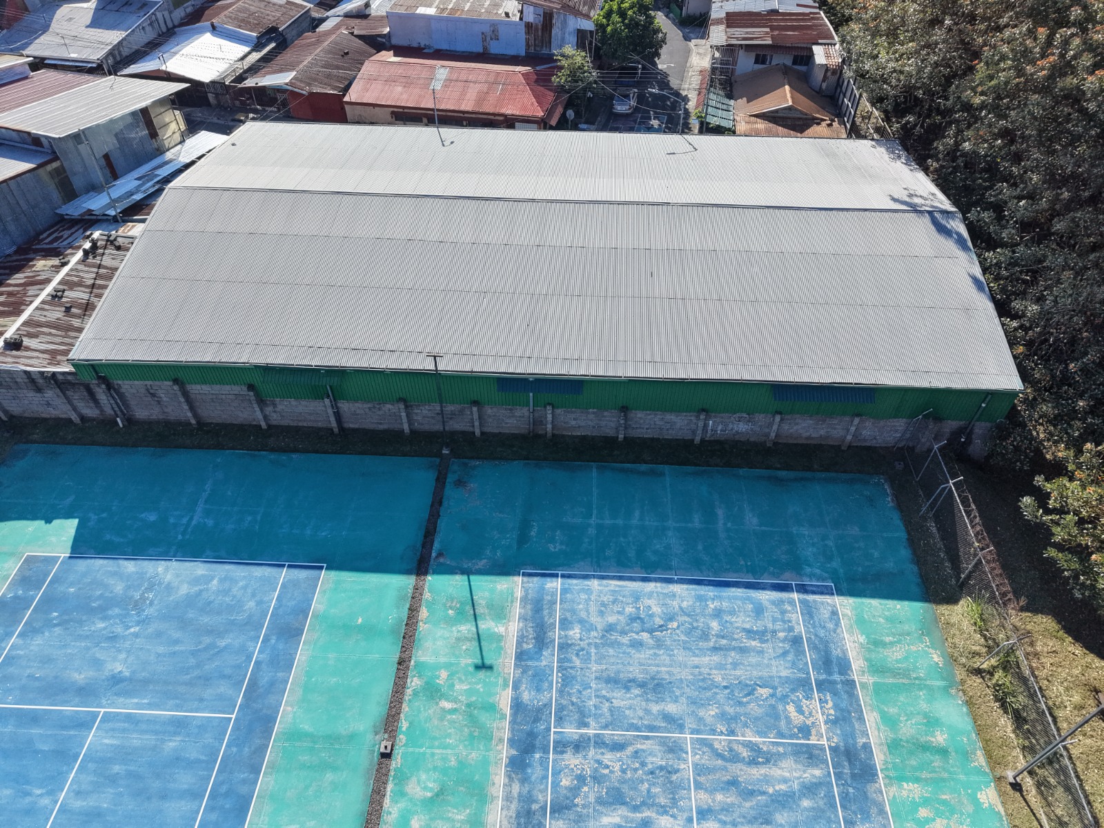 Polideportivo de Santa Ana, vista 2: Polideportivo de Santa Ana, fotografía 2