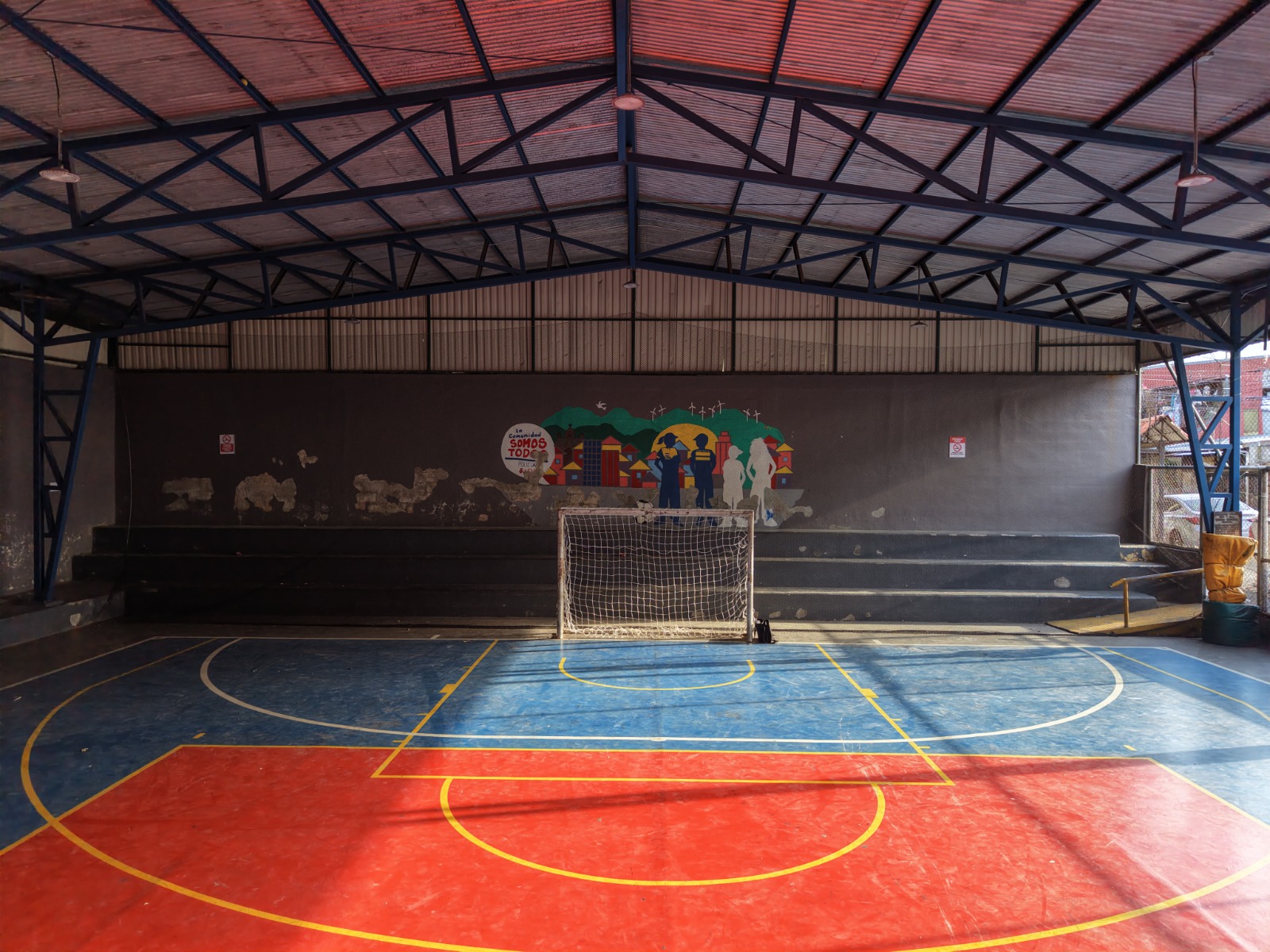 Polideportivo de Santa Ana, vista 3: Polideportivo de Santa Ana, fotografía 3